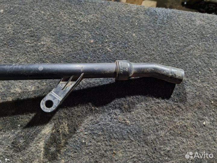 Патрубок системы охлаждения Mercedes-Benz E-Klass