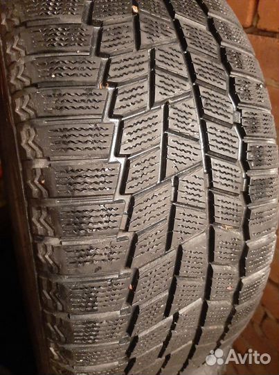 Maxxis SP02 Arctic Trekker 115/50 R17 91T