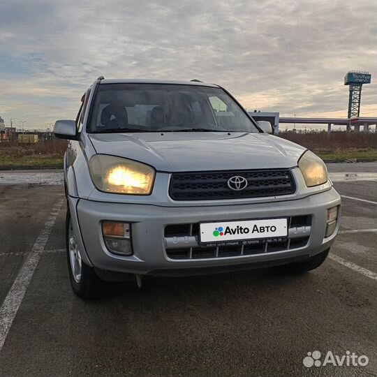 Toyota RAV4 2.0 AT, 2001, 374 000 км