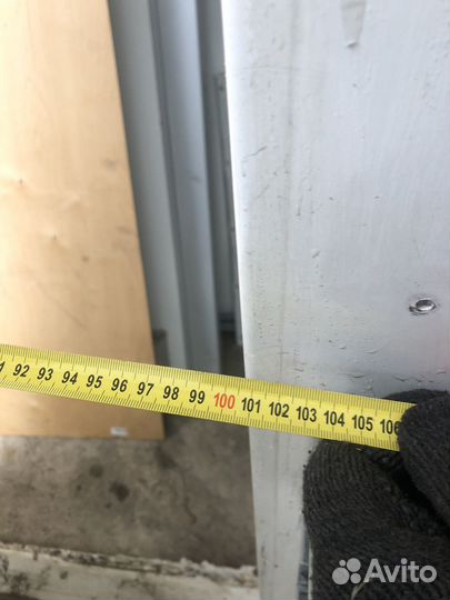 Дверь для холодильной камеры