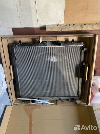 Радиатор охлаждения Toyota Land Cruiser Prado 150