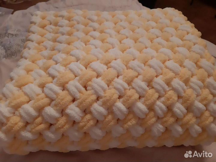 Плед детский вязаный ручная работа