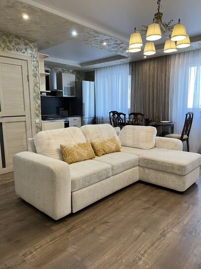2-к. квартира, 70 м², 10/10 эт.