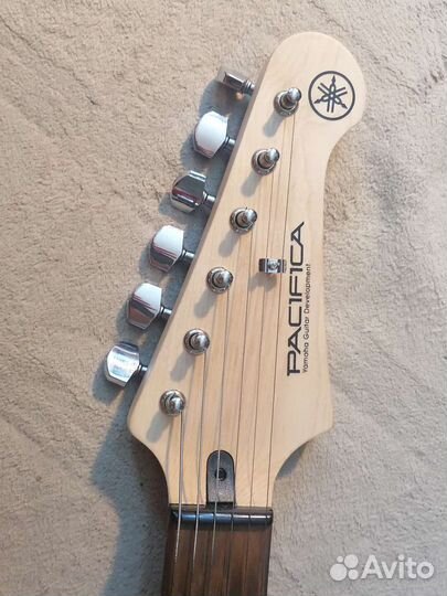 Электро гитара