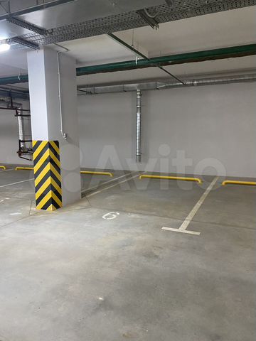 Машиноместо, 14 м²