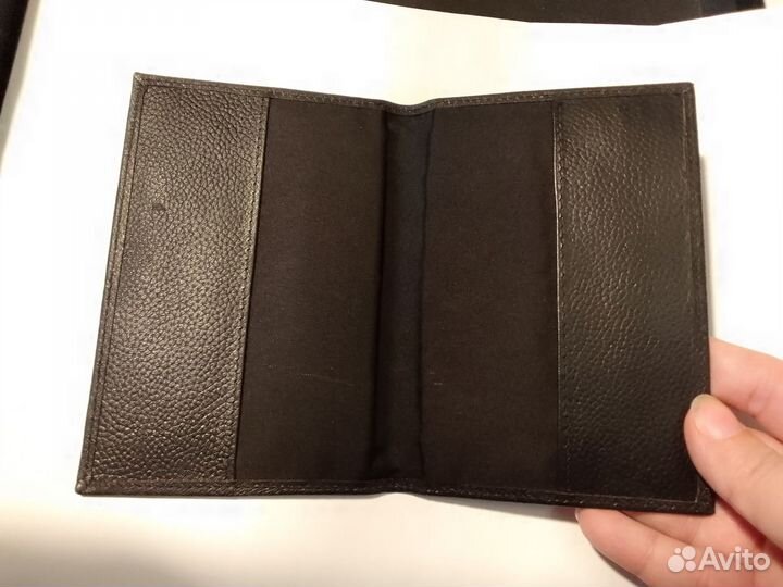 Обложка на документы из черного кожзама