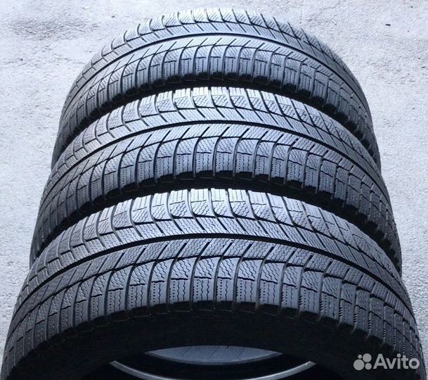 Michelin X-Ice XI3 235/45 R18