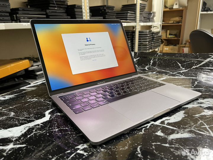 MacBook Pro 13 2017 retina i7/16/1Tb