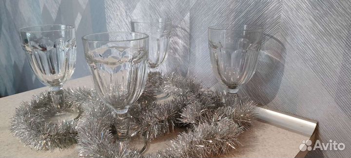 Бокалы большие для вина. Ваза большая