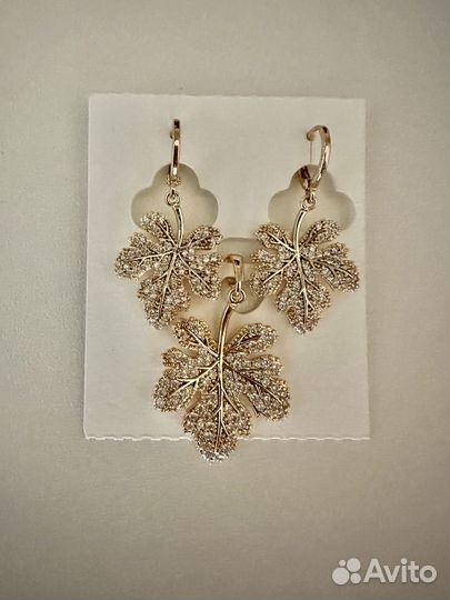 Комплект Листья покрытие золото