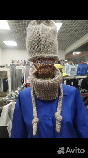 Шапка женская вязаная ручная работа