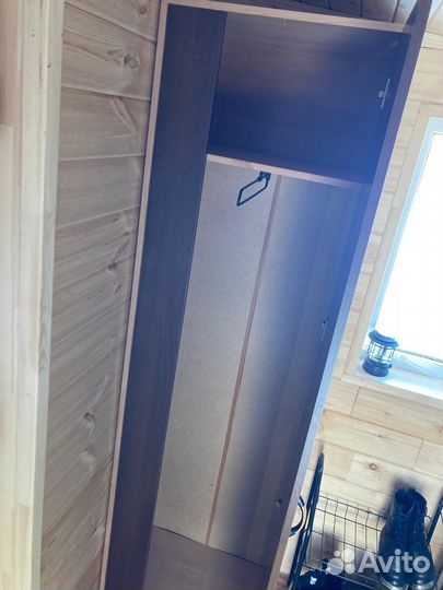 Шкаф пенал бу в прихожую