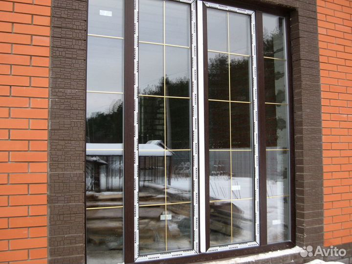 Окна коричневые цветные