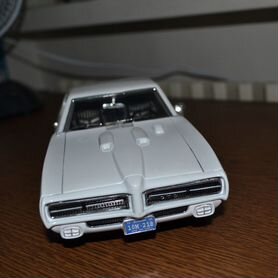 Моделька коллекционная 1:18 Pontiac GTO