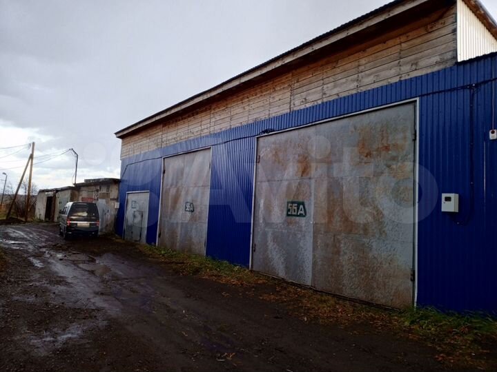 Гараж, > 30 м²