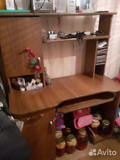 Компьютерный стол