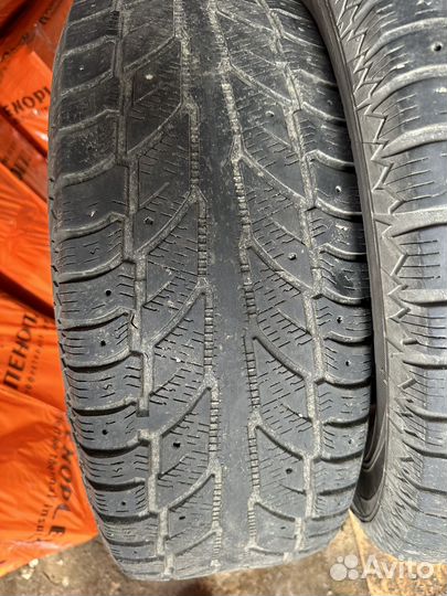 Cooper Weather-Master WSC 235/7 R16