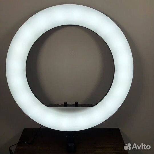 Кольцевая лампа RL-21