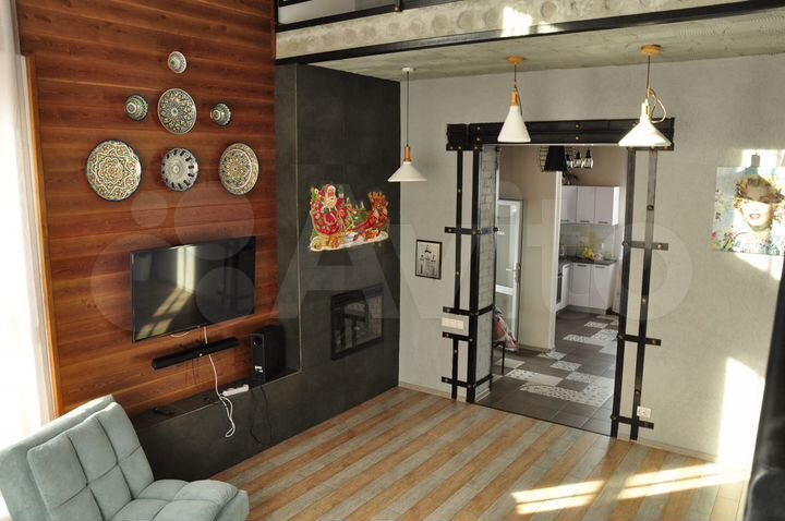 Коттедж 300 м² на участке 9 сот.