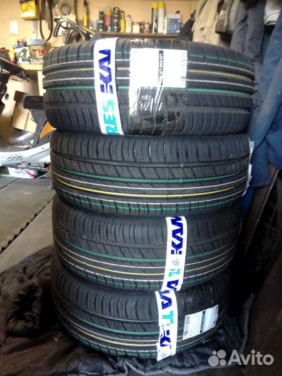 Viatti Strada Asimmetrico V-130 205/90 R50 V