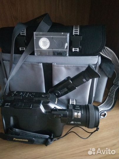 Продам видеокамеру