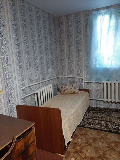 Комната 20 м² в 3-к., 2/2 эт.