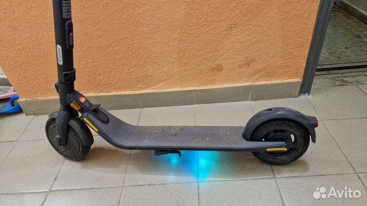 Самокат ninebot E25s