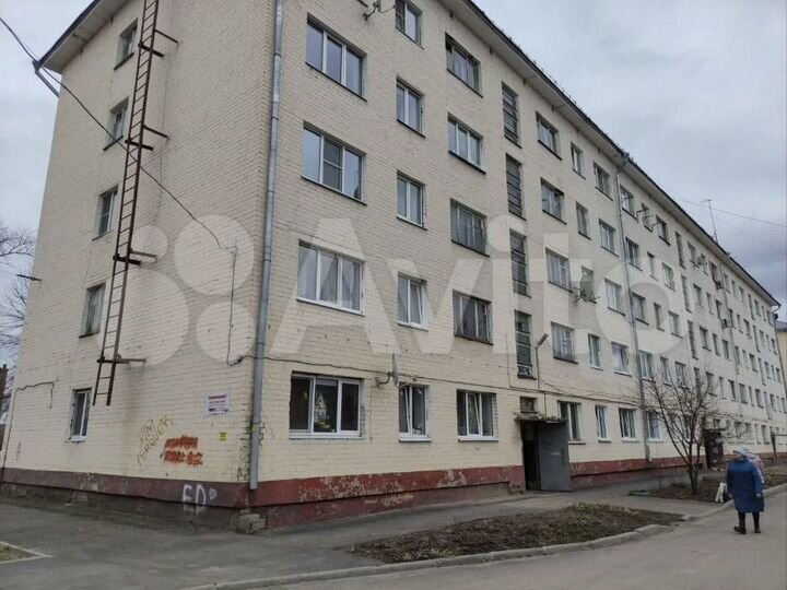 Комната 44 м² в 2-к., 3/5 эт.