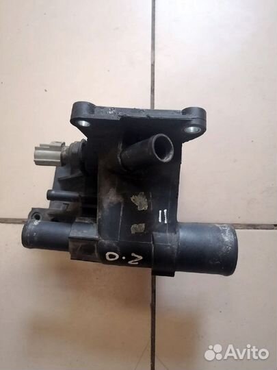 Ford Mondeo IV Фланец системы охлаждения двигателя