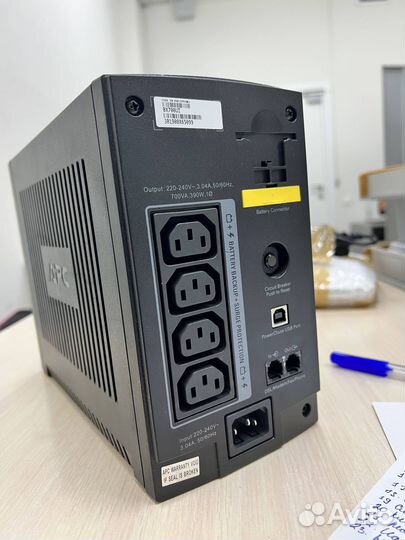 Ибп APC Back-UPS 700VA BX700U-GR