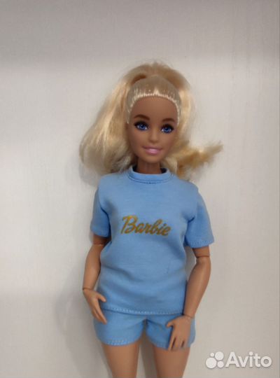 Барби гибрид на теле экстры нюд