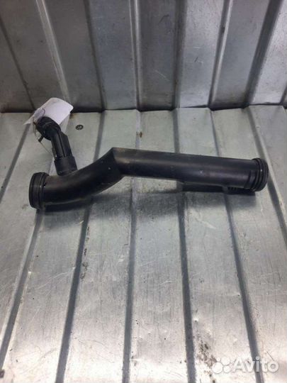 Трубка охлаждающей жидкости пластиковая Volkswagen