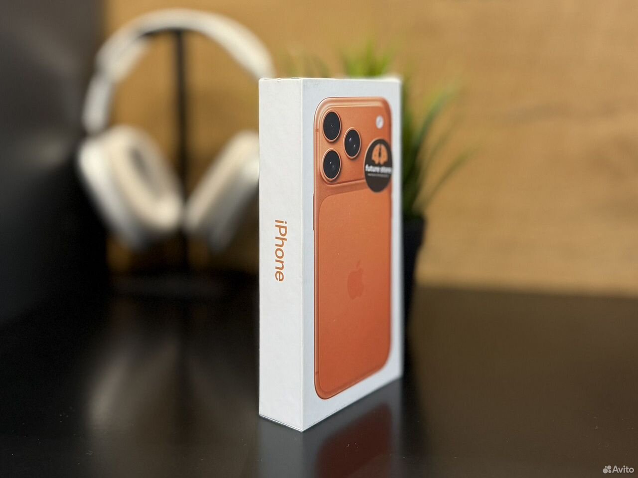 iPhone 17 Pro, 256 ГБ, SIM + eSIM