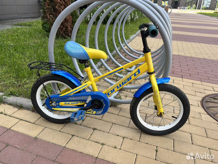 Детский велосипед 4х колесный Forward