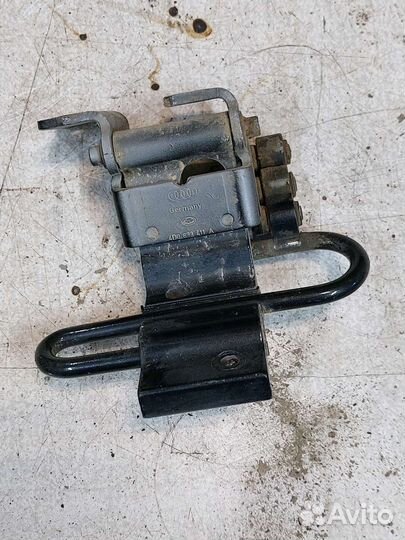 Петля двери задняя левая нижняя audi a8 d2 ауди а8