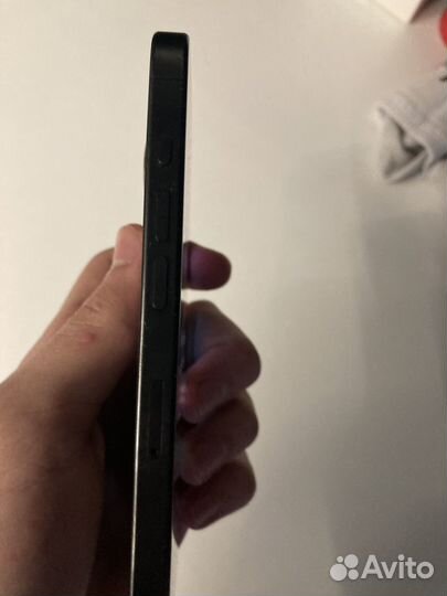 iPhone 15 Pro, 128 ГБ