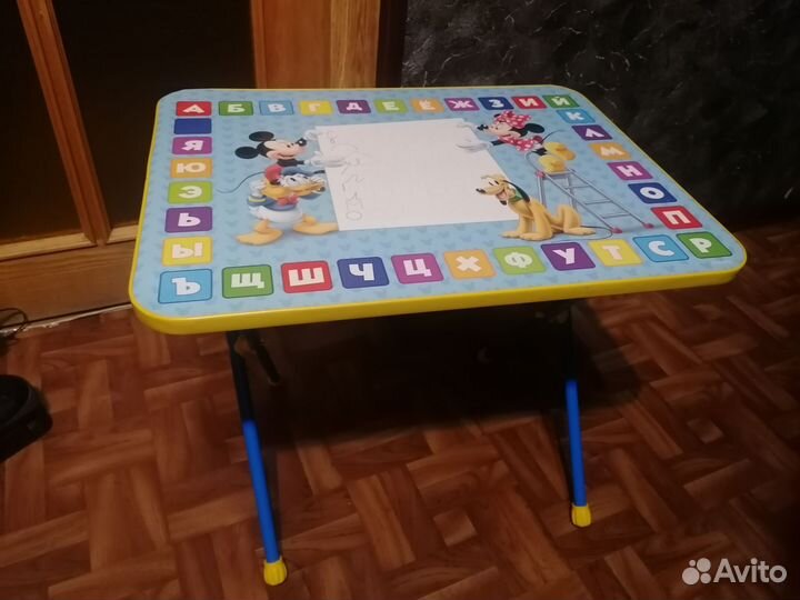 Детский стол и стул