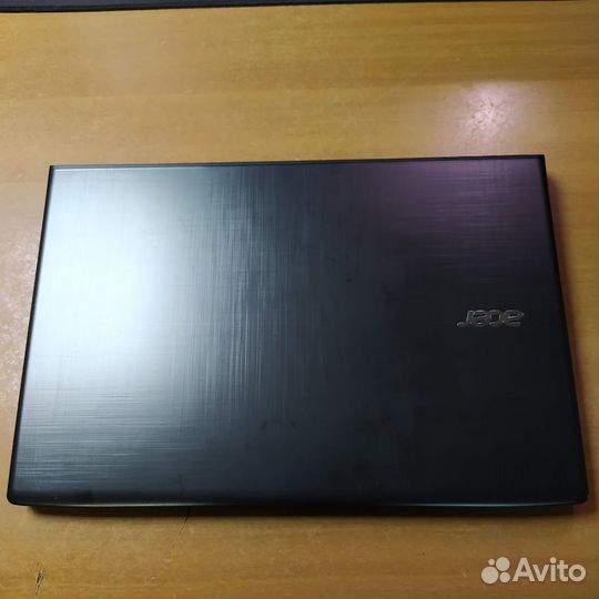 Ноутбук Acer i7-7500U/MX 130 2Gb/DDR4 8/SSD + HDD