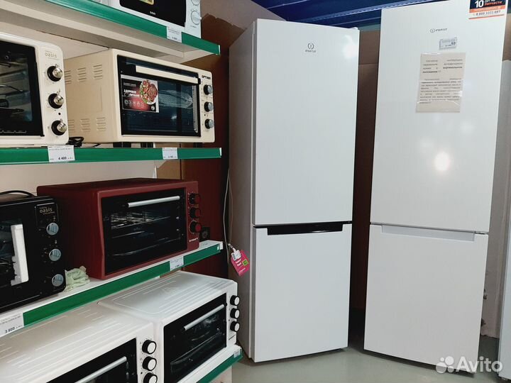 Холодильник Indesit DSN 18