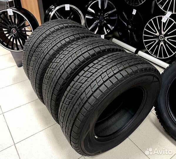 Dunlop Winter Maxx SJ8 265/65 R17 112Q