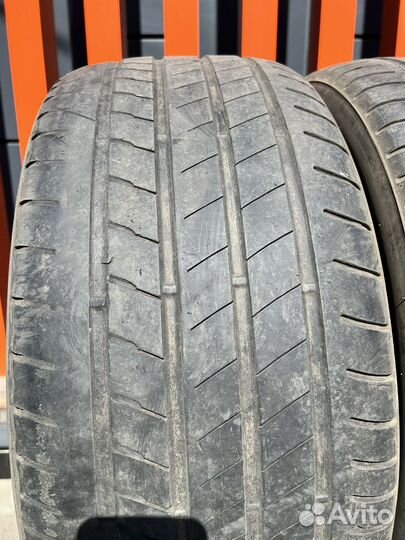 Bridgestone Alenza 001 275/45 R20