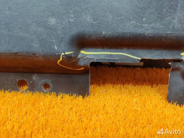 Защита днища кузова левая Bmw X5 E70 N52B30A 2009