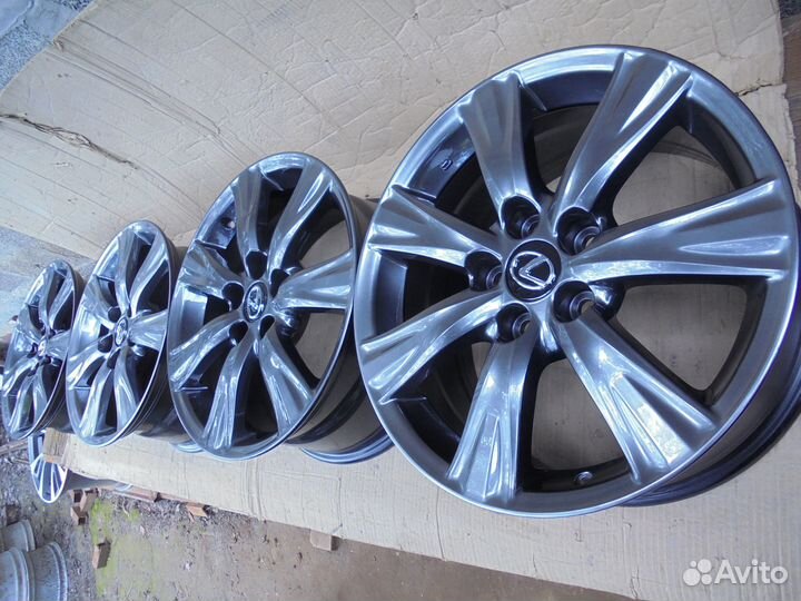 Оригинальные литые диски Lexus GS 7,5J R17 et45