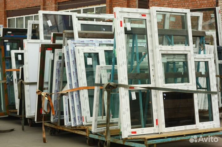 Остекление и отделка балконов под ключ