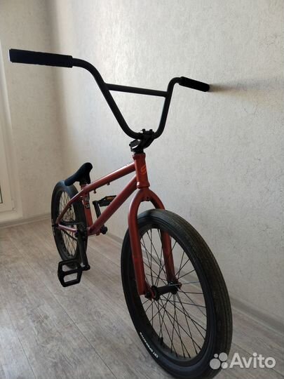 Трюковой велосипед bmx