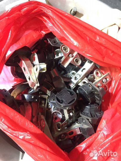 Петли мебельные