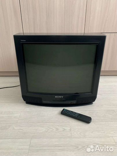 Телевизор диагональ 54см