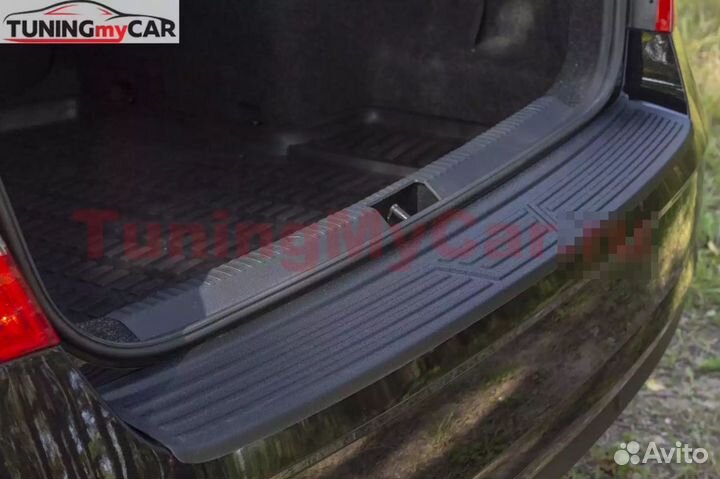 Накладка на задний бампер Шкода Октавия 2017-2020