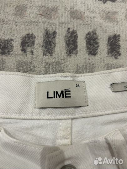 Шорты с разрезами на боках