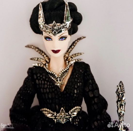 Кукла Queen Of The Dark Forest Barbie. Редкая